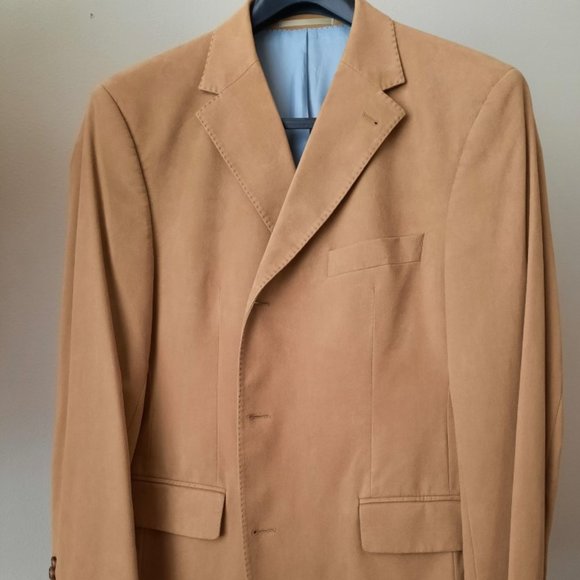 Carl Gross Tan Amaretta (suede like texture) 3-Button Sport Coat (40S) - Picture 2 of 7